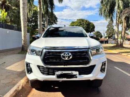 TOYOTA HILUX 2.8 SRX 4X4 CD 16V DIESEL 4P AUTOMÁTICO